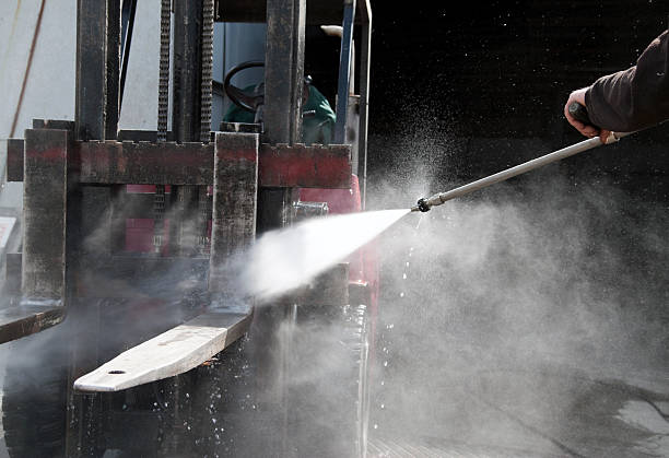 Best Concrete Pressure Washing  in Oneonta, AL